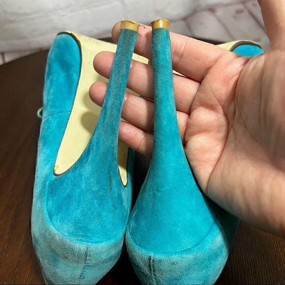 JEFFREY CAMPBELL blue suede heels.  Size 7 Vintage style GUC - Picture 4 of 11